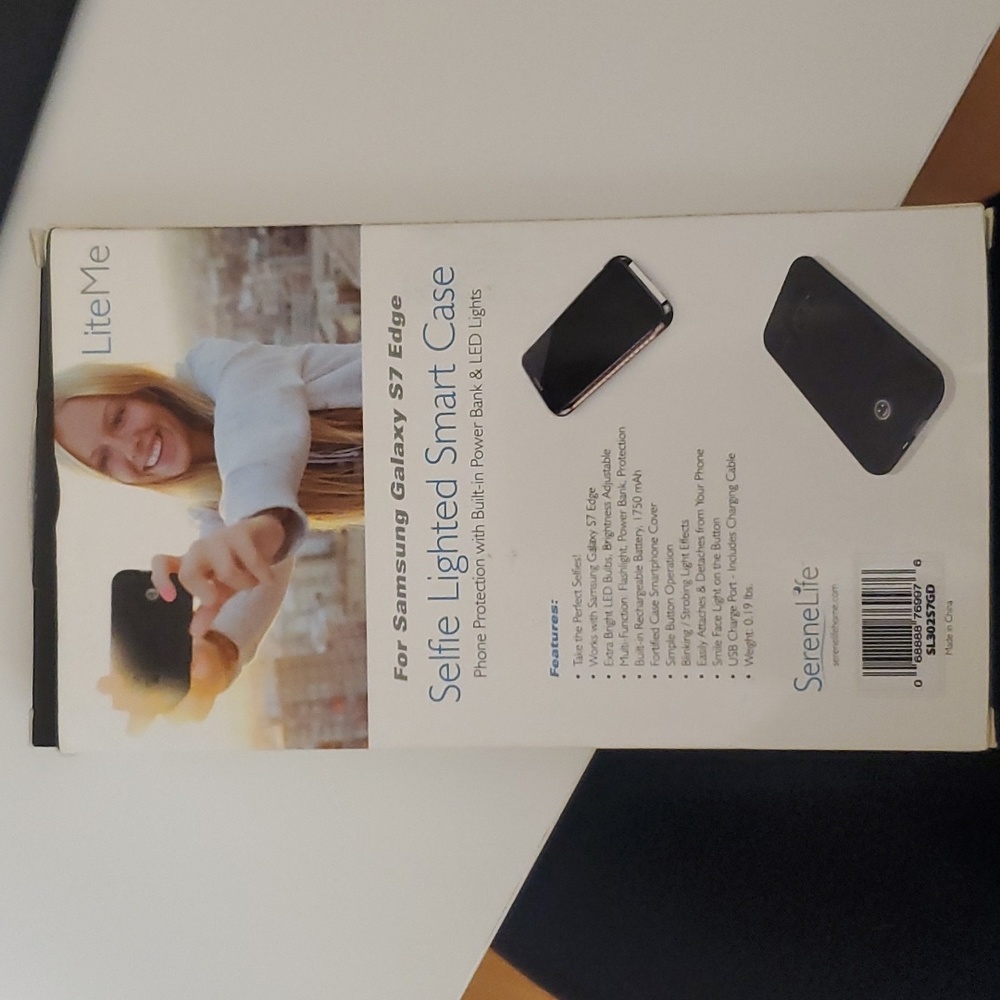Lite Me Smart Case - Picture 2 of 2